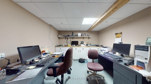 3199 Rymal Road, Mississauga, ON - Indoor Photo Showing Office