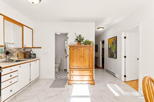 Cuisine - 382 2E Avenue, Montréal (Verdun/Île-Des-Soeurs), QC - Indoor Photo Showing Other Room