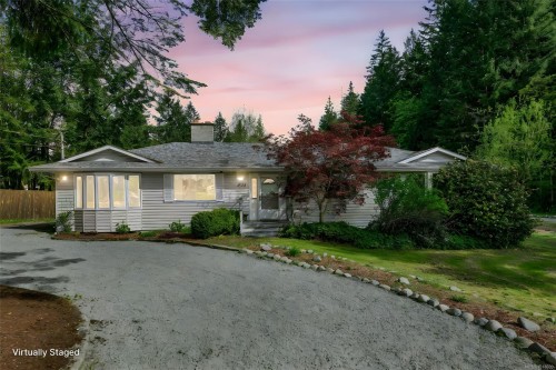 4759 Yellow Point Rd, Ladysmith, BC 