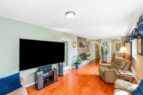 4759 Yellow Point Rd, Ladysmith, BC 