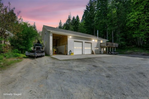 4759 Yellow Point Rd, Ladysmith, BC 