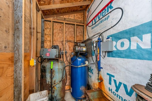 4759 Yellow Point Rd, Ladysmith, BC 