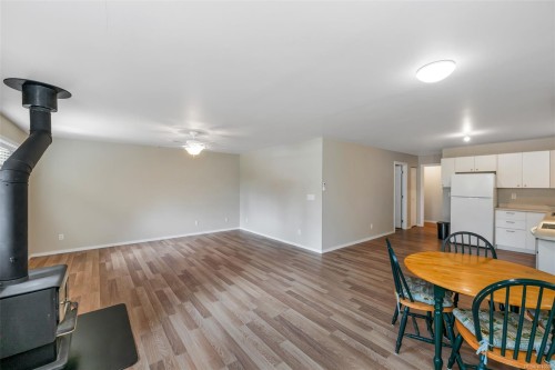 4759 Yellow Point Rd, Ladysmith, BC 