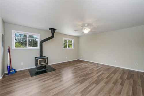 4759 Yellow Point Rd, Ladysmith, BC 