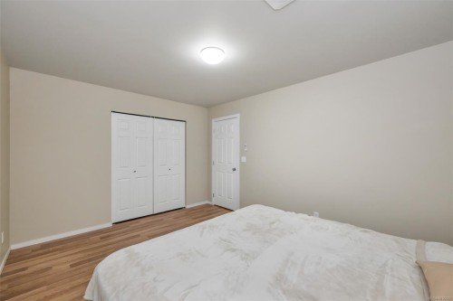 4759 Yellow Point Rd, Ladysmith, BC 