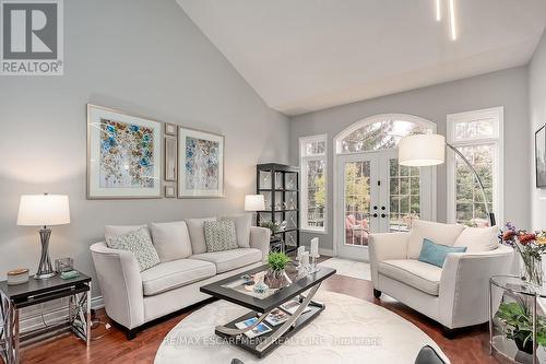 4304 Taywood Drive, Burlington, ON 