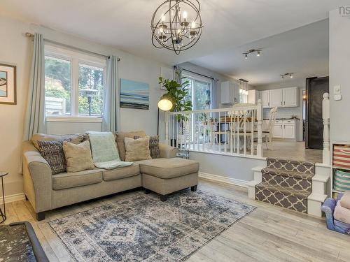 7 Lake Charles Drive, Dartmouth, NS 