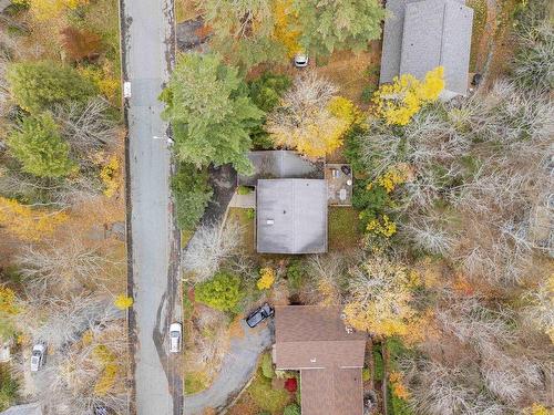 7 Lake Charles Drive, Dartmouth, NS 