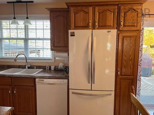 5 Dickson Drive, North River, NS 