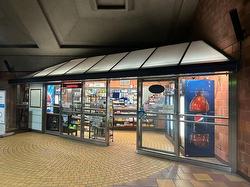 1490 Rue du Collège  Montréal (Saint-Laurent), QC H4L 2L7