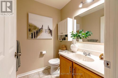 15 - 36 Champlain Crescent, Peterborough (Northcrest Ward 5), ON - Indoor Photo Showing Bathroom