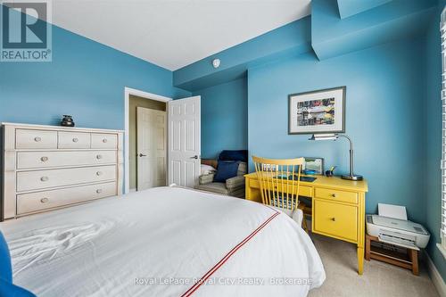 202 - 106 Bard Boulevard, Guelph (Pineridge/Westminster Woods), ON - Indoor Photo Showing Bedroom