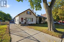 853 QUEENS AVENUE  London East (East G), ON N5W 3H7