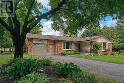 9 JAMES STREET  Middlesex Centre (Poplar Hill), ON N0M 2A0