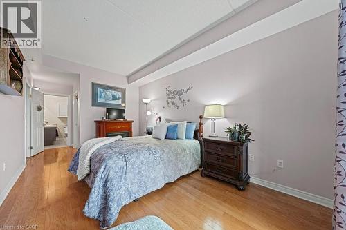 308 Watson Parkway N Unit# 315, Guelph, ON - Indoor Photo Showing Bedroom