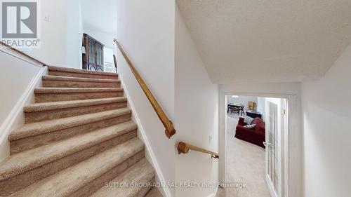 168 Green Briar Road, New Tecumseth, ON - Indoor Photo Showing Other Room