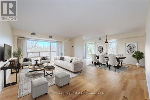 305 - 55 BLUE SPRINGS DRIVE  Waterloo, ON N2J 4T3