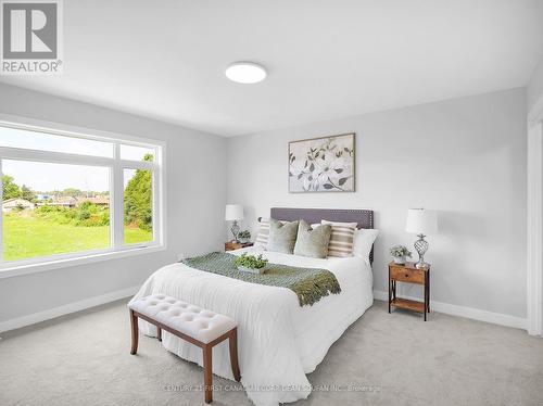 6 - 349 Southdale Road E, London South (South W), ON - Indoor Photo Showing Bedroom