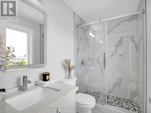 6 - 349 Southdale Road E, London South (South W), ON - Indoor Photo Showing Bathroom