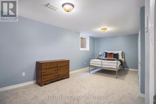 4 Spindle Way, Ottawa, ON - Indoor Photo Showing Bedroom