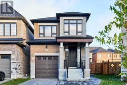 47 DORIAN DRIVE  Whitby, ON L1P 0L6