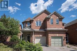 26 THORNBUSH COURT  Richmond Hill, ON L4S 1Z7