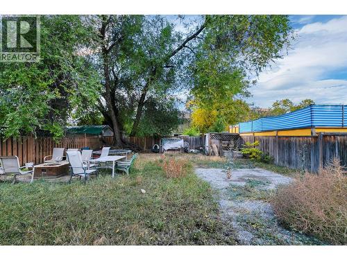 1331 Belaire Avenue, Kelowna, BC - Outdoor
