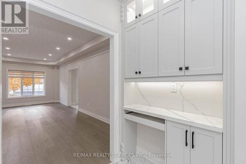 50 Amboise Crescent, Brampton, ON - Indoor Photo Showing Other Room