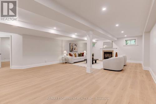 290 Shoreacres Road, Burlington, ON - Indoor With Fireplace