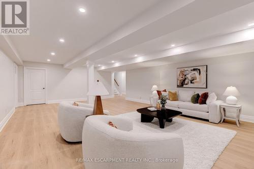 290 Shoreacres Road, Burlington, ON - Indoor