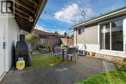 1040 17Th St, Courtenay, BC - Outdoor With Exterior