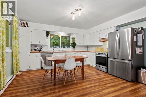 1040 17Th St, Courtenay, BC - Indoor