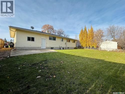 1518 Chestnut Drive, Moosomin, SK - Outdoor