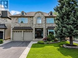 72 LAUREL AVENUE Toronto, ON M9B 4T2
