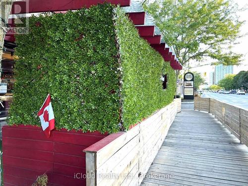 231 Lakeshore Road E, Mississauga, ON 