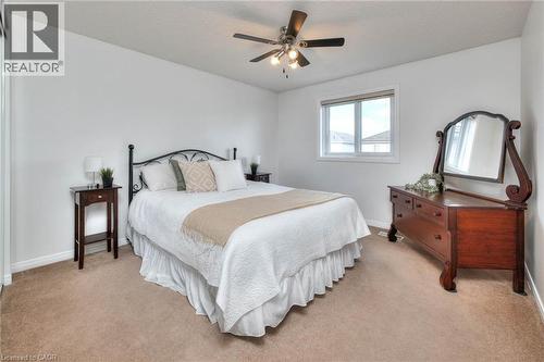 38 Heatherwood Place, Kitchener, ON - Indoor Photo Showing Bedroom