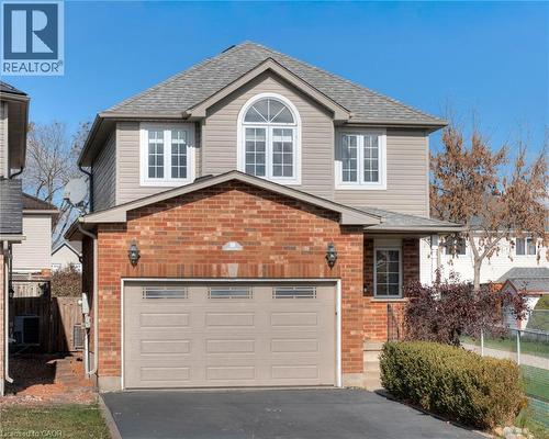 38 Heatherwood Place, Kitchener, ON - Outdoor