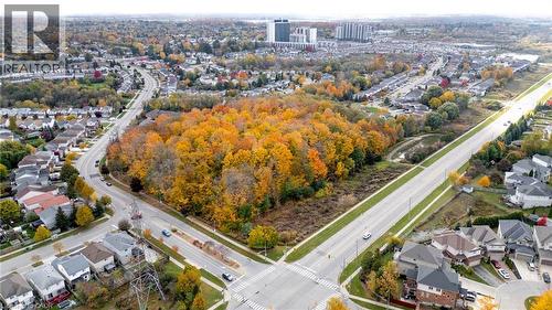 38 Heatherwood Place, Kitchener, ON - Outdoor With View