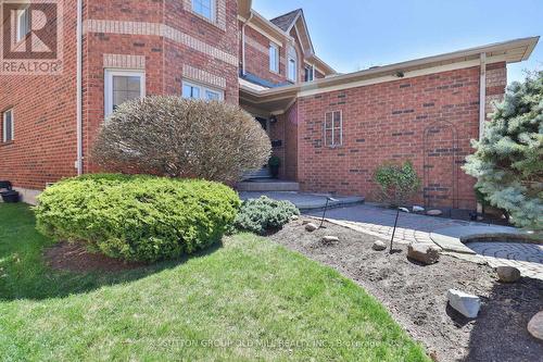 6835 Forest Park Drive, Mississauga, ON - Outdoor With Exterior