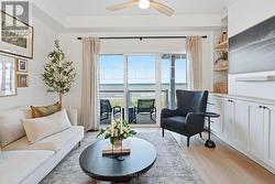 7 - 337 BEACH BOULEVARD  Hamilton, ON L8H 6W4