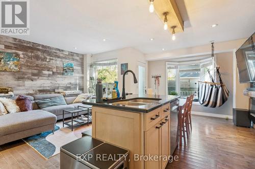 27 Pettit Street, Hamilton, ON - Indoor