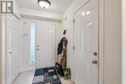 27 Pettit Street, Hamilton, ON - Indoor Photo Showing Other Room