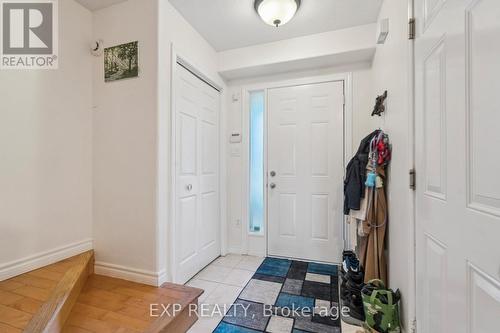 27 Pettit Street, Hamilton, ON - Indoor Photo Showing Other Room
