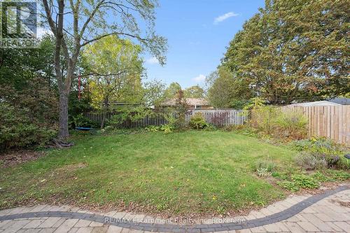 5 Picadilly Place, Guelph (Dovercliffe Park/Old University), ON - Outdoor