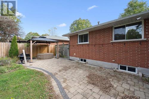 5 Picadilly Place, Guelph (Dovercliffe Park/Old University), ON - Outdoor With Exterior