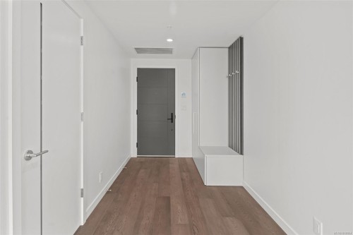 1118-2000 Hannington Rd, Langford, BC - Indoor Photo Showing Other Room