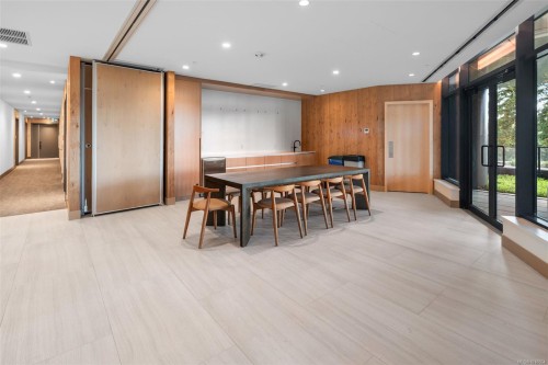 1118-2000 Hannington Rd, Langford, BC - Indoor