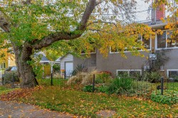 1207 Walnut St  Victoria, BC V8T 1N3