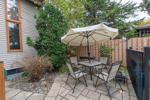 Courtyard - 1950 Boul. Leblanc, Laval (Duvernay), QC - Outdoor With Deck Patio Veranda