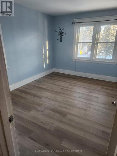 437 4Th Street E, Cornwall, ON - Indoor Photo Showing Other Room